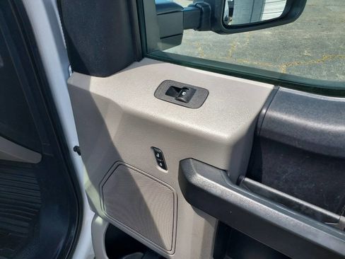 Used 2020 Ford F250 XL w/ Power Equipment Group image 24