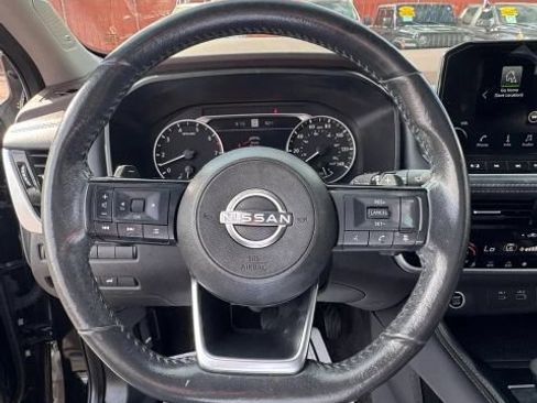 Used 2023 Nissan Rogue SL w/ SL Premium Package FWD image 12
