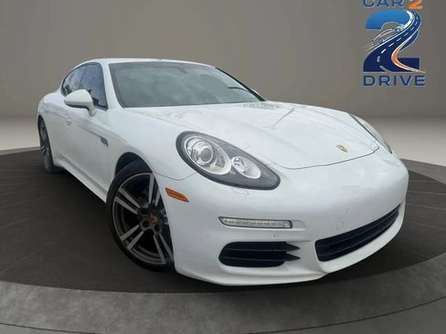 Used 2015 Porsche Panamera 4 AWD/4WD image 2