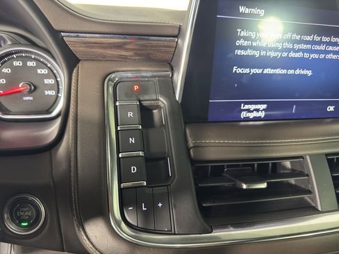 Used 2021 Chevrolet Tahoe Z71 w/ Z71 Off-Road Package image 25