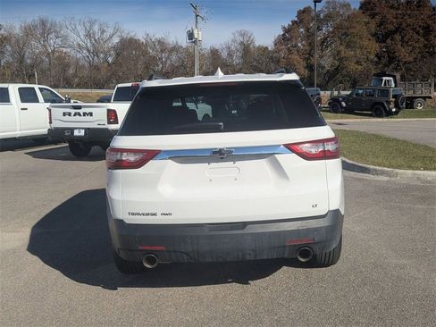 Used 2019 Chevrolet Traverse LT image 4