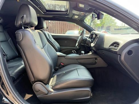 Used 2017 Dodge Challenger SXT Plus RWD image 22