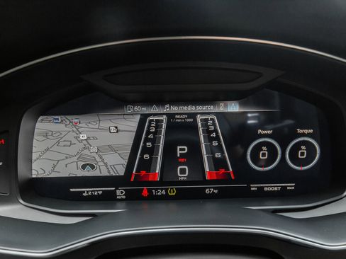 Used 2021 Audi RS 6 w/ Executive Package AWD/4WD image 32