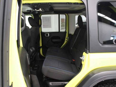 Used 2023 Jeep Wrangler Unlimited Rubicon 4xe AWD/4WD image 34
