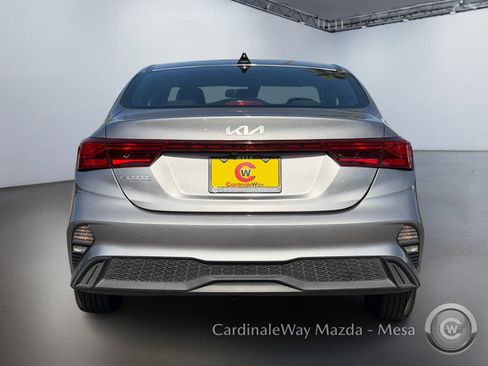 Used 2024 Kia Forte LXS image 6