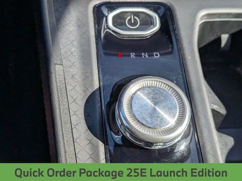 Used 2024 Jeep Wagoneer Launch Edition AWD/4WD image 23