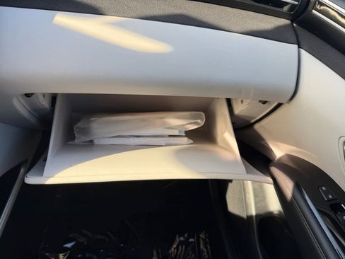 Used 2023 Hyundai Tucson Limited image 11