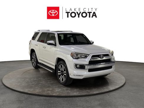 Used 2016 Toyota 4Runner Limited AWD/4WD image 13