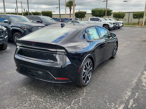 New 2026 Toyota Prius Plug-In Hybrid image 3