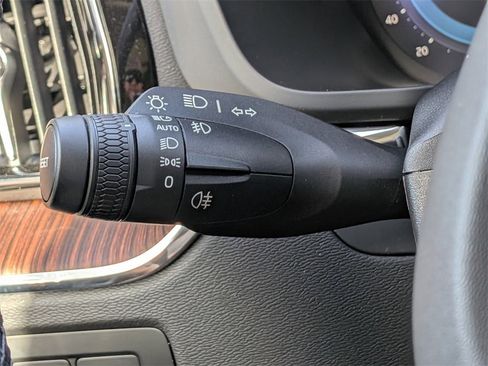 New 2024 Volvo XC60 T8 Plus w/ Protection Package Premier image 35