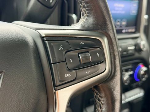 Used 2022 Chevrolet Silverado 2500 LT w/ Convenience Package image 12