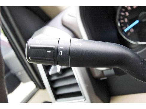 Used 2018 Ford F150 Lariat RWD image 17