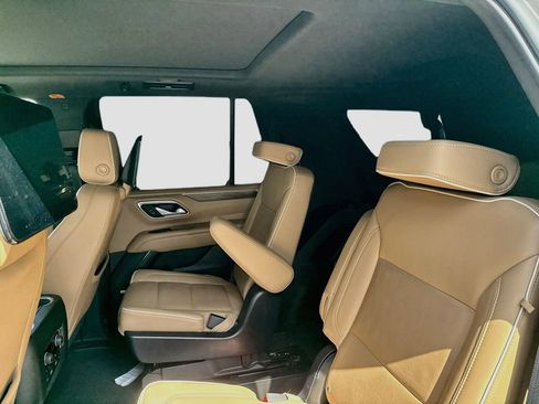 Used 2023 Chevrolet Tahoe Premier RWD image 25