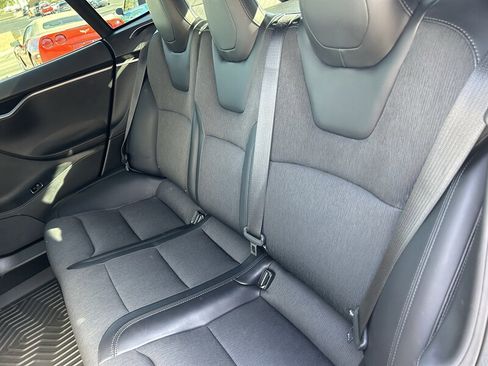 Used 2018 Tesla Model S 75D image 33