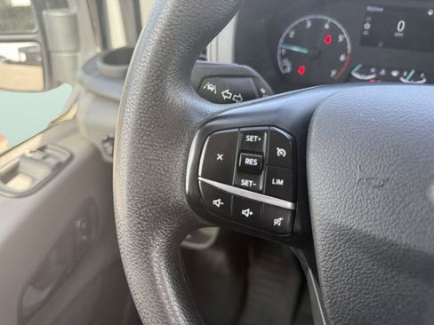 Used 2023 Ford Transit 350 XL image 29