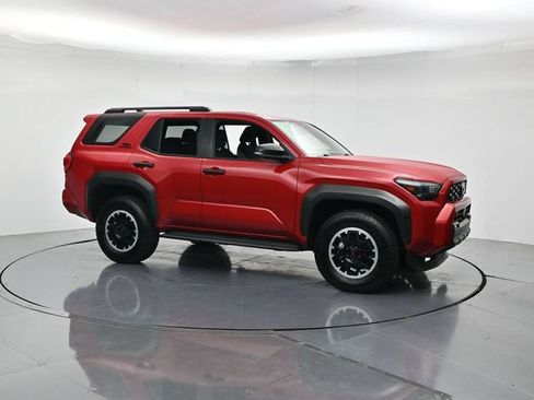 Used 2025 Toyota 4Runner TRD Sport Premium AWD/4WD image 3