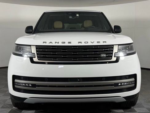 Used 2024 Land Rover Range Rover Long Wheelbase SE AWD/4WD image 11