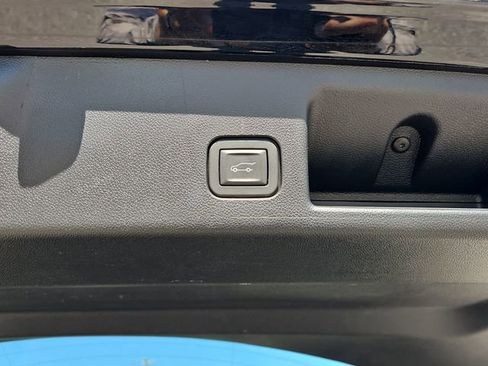 Used 2024 Chevrolet Equinox EV RS w/ Active Safety Package 3 image 8