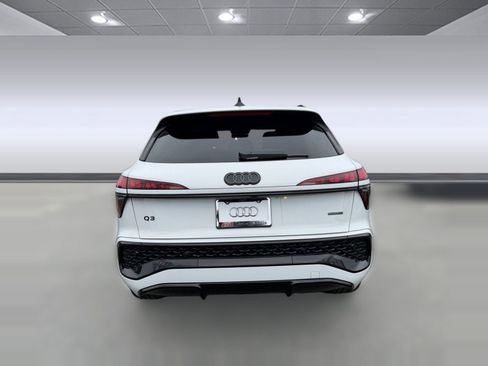 New 2026 Audi Q3 quattro 2.0T AWD/4WD image 9