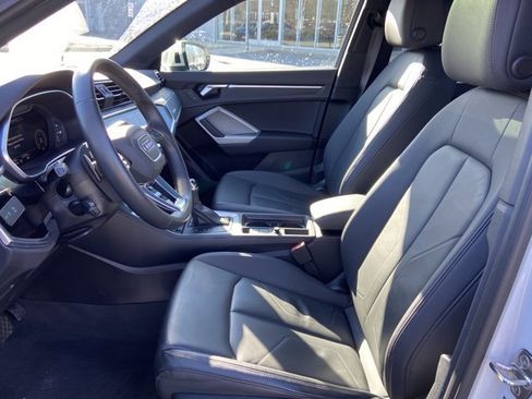 Certified 2023 Audi Q3 2.0T Premium Plus w/ Premium Plus Package image 22