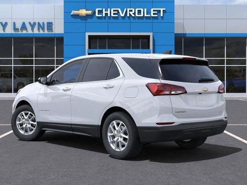 New 2022 Chevrolet Equinox LT image 3