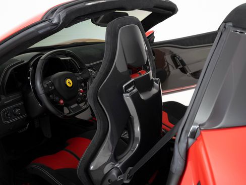 Used 2015 Ferrari 458 Speciale A image 46