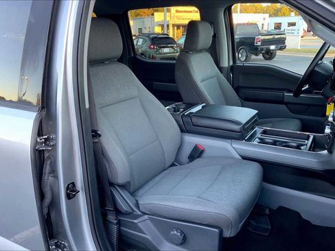 Used 2024 Ford F150 XLT w/ Mobile Office Package image 8