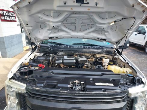 Used 2019 Ford F250 XL w/ XL Value Package image 15