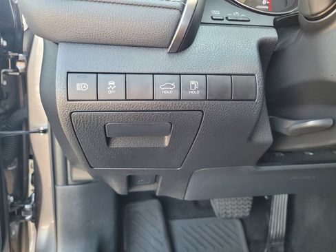 Used 2022 Toyota Camry XSE FWD image 25