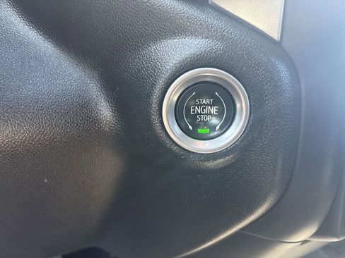 Used 2022 Chevrolet Silverado 1500 RST image 15