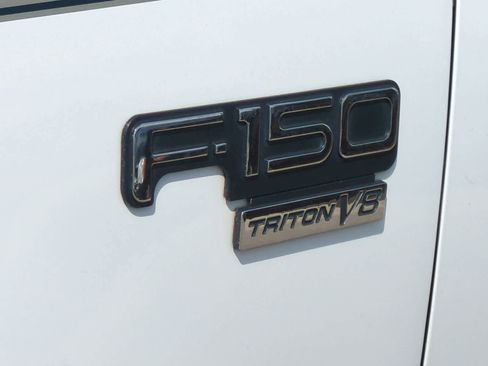 Used 2001 Ford F150 Lariat AWD/4WD image 13