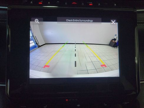 Used 2023 Jeep Grand Cherokee Altitude image 46