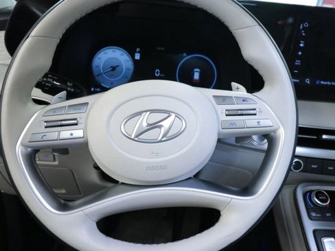 Used 2025 Hyundai Palisade Calligraphy image 17