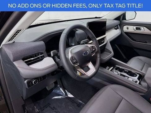 New 2025 Ford Explorer Active w/ Active Comfort Package image 9