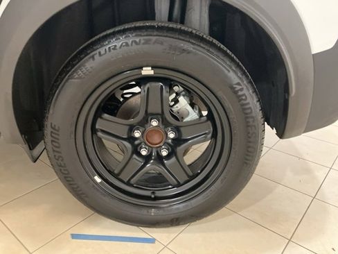 Used 2025 Nissan Kicks SV image 26