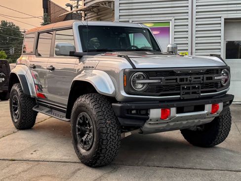 Used 2024 Ford Bronco Raptor AWD/4WD image 1