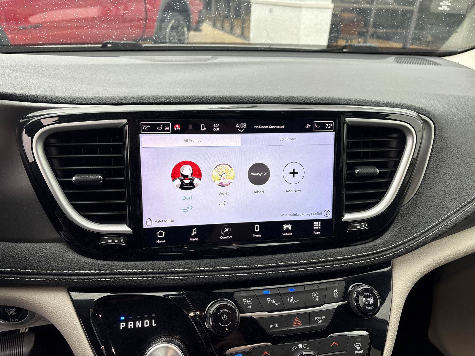 Used 2023 Chrysler Pacifica Touring-L FWD image 20