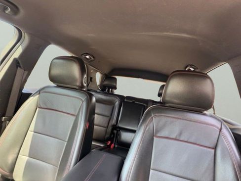Used 2023 Chevrolet Equinox RS w/ RS Leather Package FWD image 28