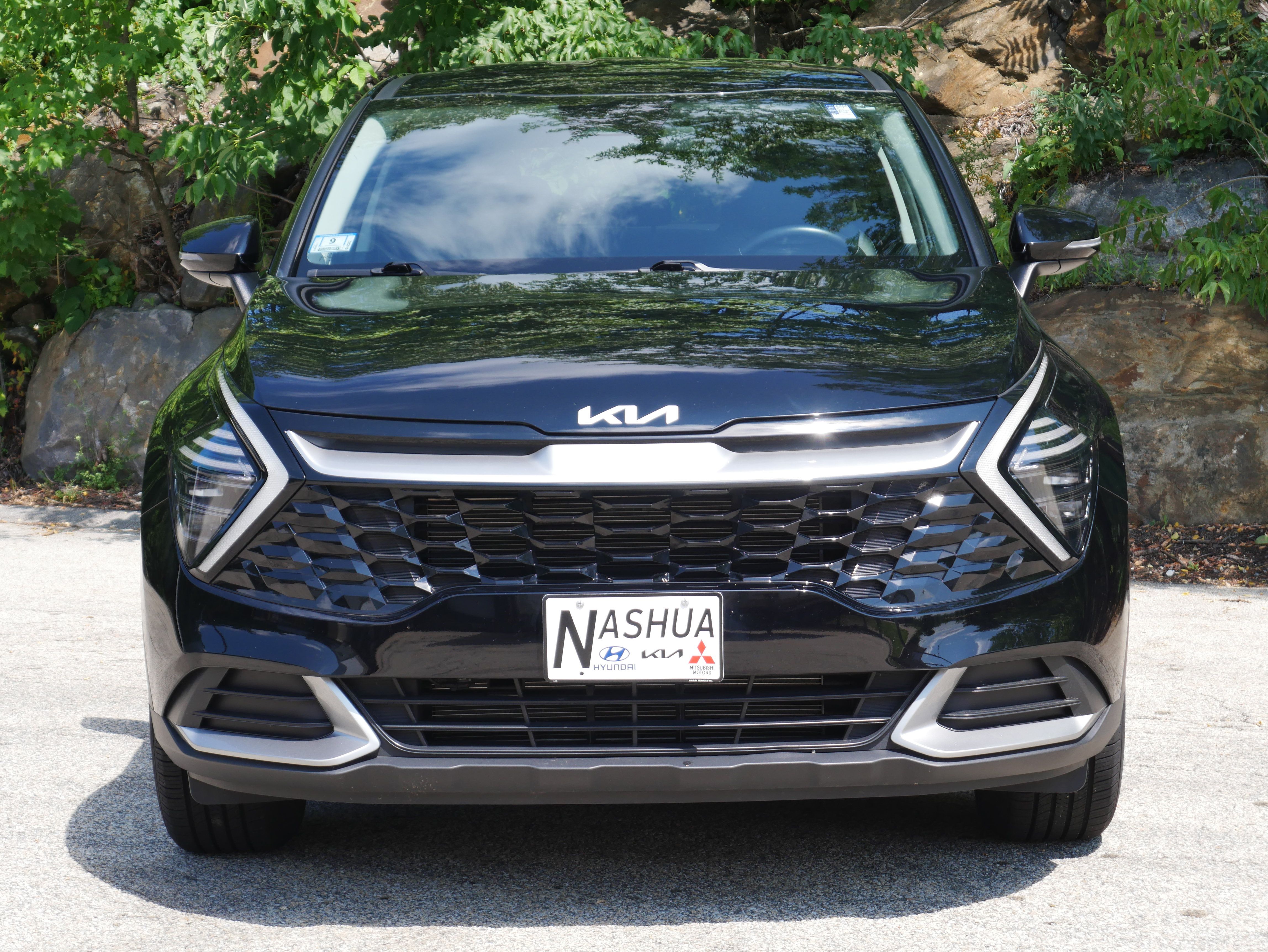 Certified 2024 Kia Sportage EX FWD image 2