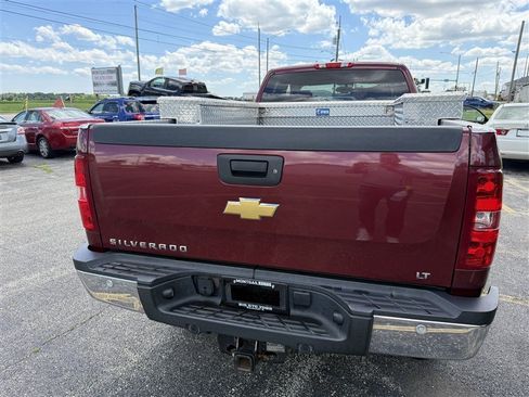 Used 2013 Chevrolet Silverado 2500 LT w/ Interior Plus Package AWD/4WD image 4