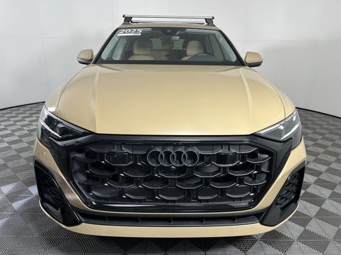 Used 2025 Audi Q8 Premium Plus w/ Premium Plus Package image 2