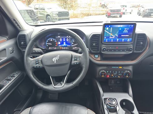 Used 2023 Ford Bronco Sport Outer Banks w/ Tech Package image 12