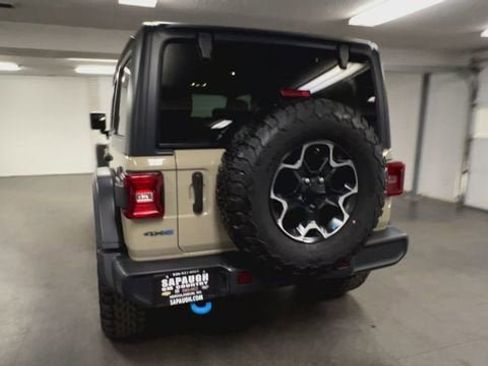 Used 2022 Jeep Wrangler Unlimited Rubicon w/ Cold Weather Group image 7