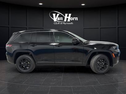 New 2026 Jeep Grand Cherokee Altitude