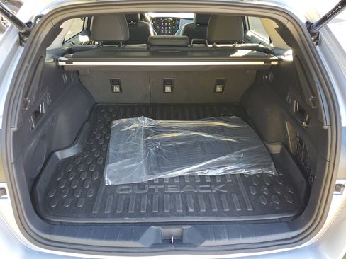 Used 2025 Subaru Outback Onyx Edition XT image 13