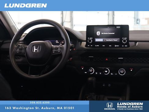 Used 2024 Honda Accord EX image 4