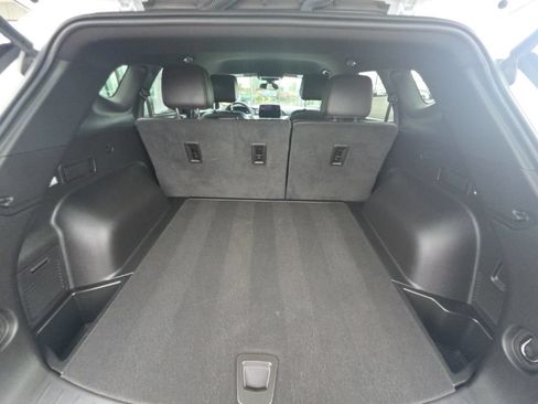 Used 2023 Chevrolet Blazer Premier AWD/4WD image 13