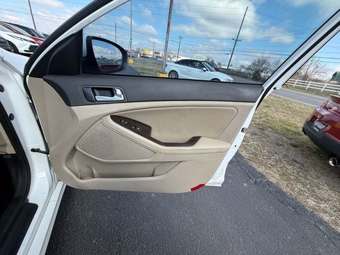 Used 2015 Kia Optima EX w/ Paint Protection Film Package image 22