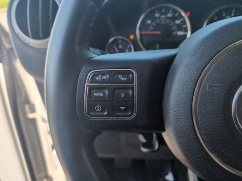 Used 2013 Jeep Wrangler Sport AWD/4WD image 20
