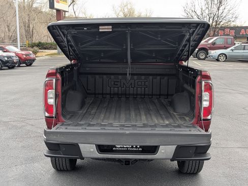 Used 2020 GMC Canyon SLT w/ Driver Alert Package image 32